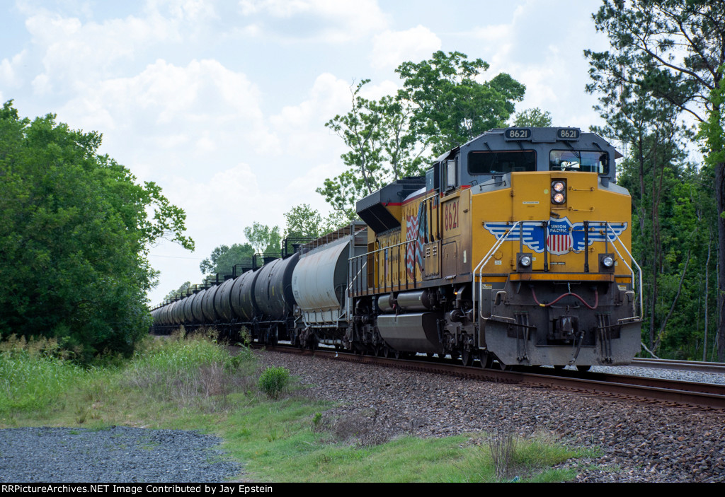 UP 8621 shoves a train west on the Houston Sub